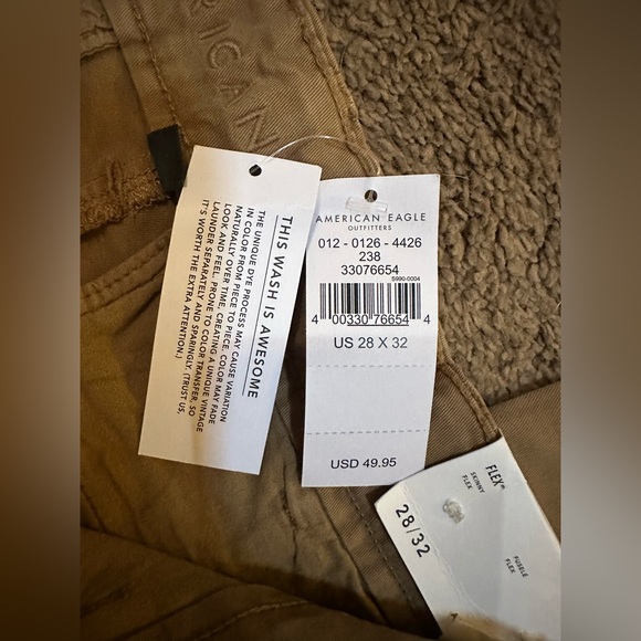 American Eagle Young Men’s Flex Slim Fit Khaki Pants - Picture 4 of 7